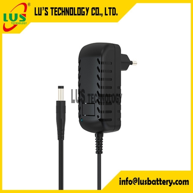 DC 12V 1A Power Adapter Supply DC5.5mm x 2.1mm for CCTV Cameras DVR NVR LED Light Strip 12V1A adapter