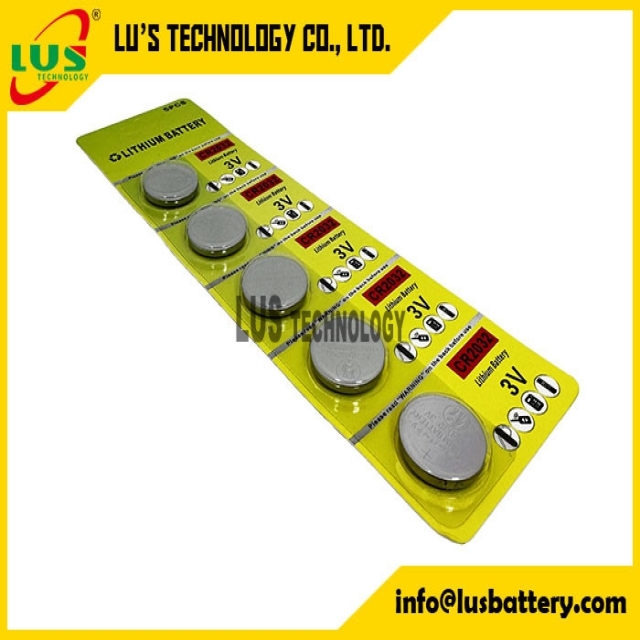 CR2032 non-rechargeable coin-cell battery 210mah 220mah 230 mah 240mah Lithium Battery 3V CR2032 button cell 5 counts per card